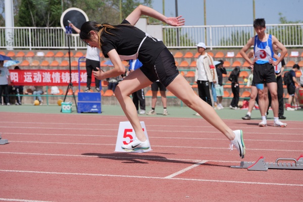 杭陆 起跑_副本.jpg